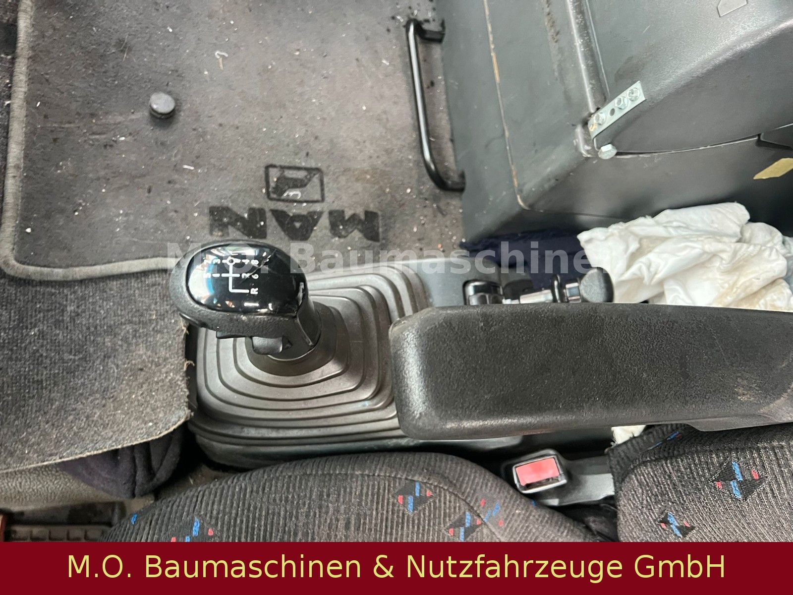 Fahrzeugabbildung MAN TGA 18.360 / Chassis / AC / Blatt/Blatt