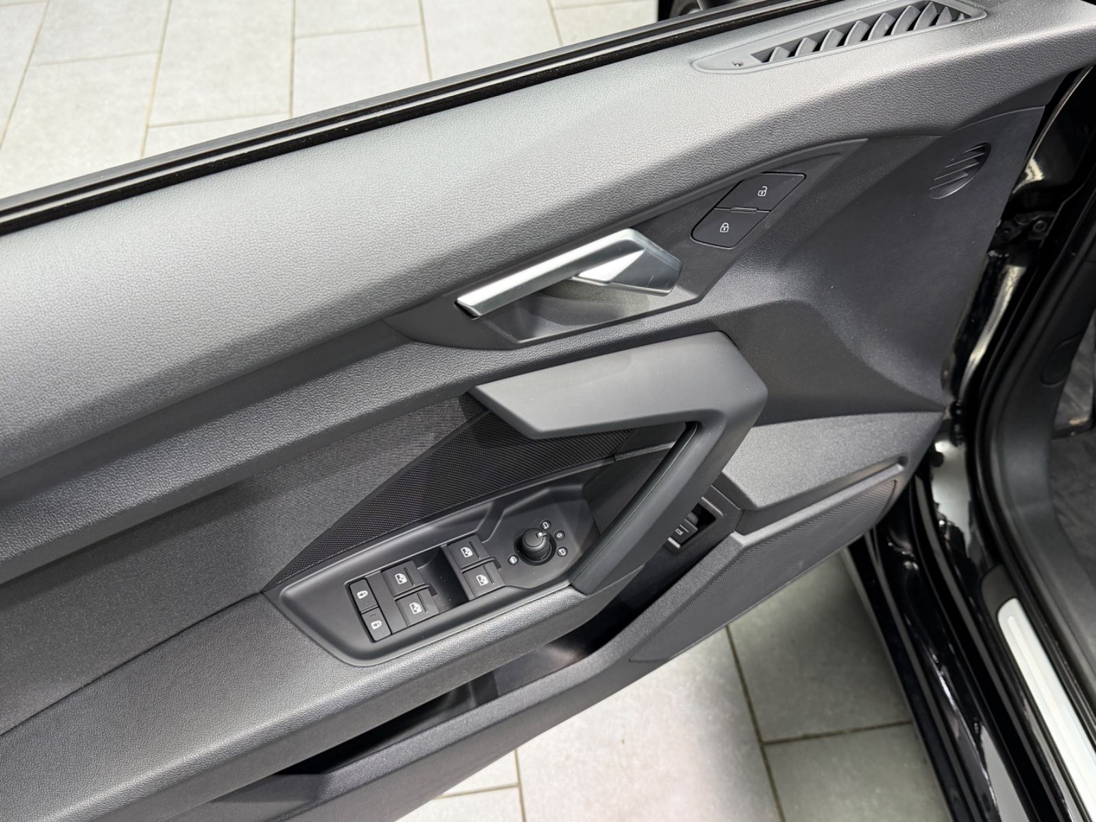 Fahrzeugabbildung Audi Audi A3 35 TDI Sportback advanced|AUTOMATIK|NAVI
