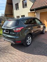 Ford Kuga 1,5 EcoBoost 4x4 129kW Titanium Autom. ...