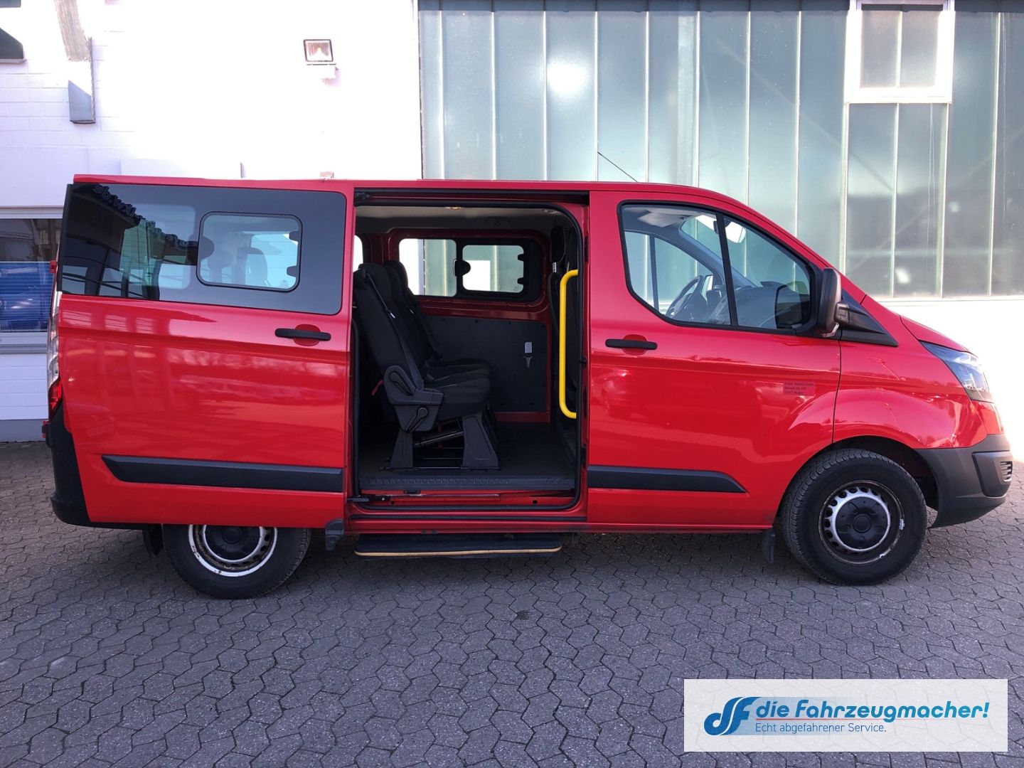 Fahrzeugabbildung Ford Transit Custom Kombi 300 L1 2.2 TDCi *8401 Expor
