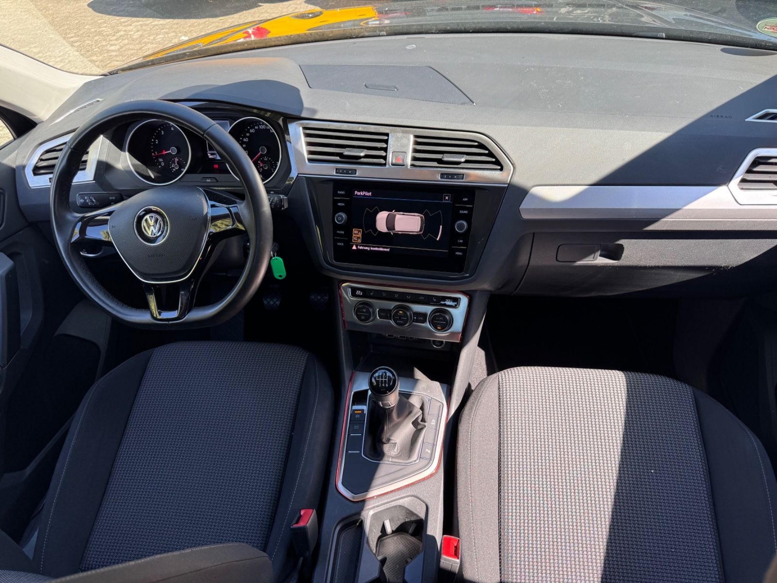 Volkswagen Tiguan Trendline BMT/ 18.827 KM/ SPURHALTE/ foto 12