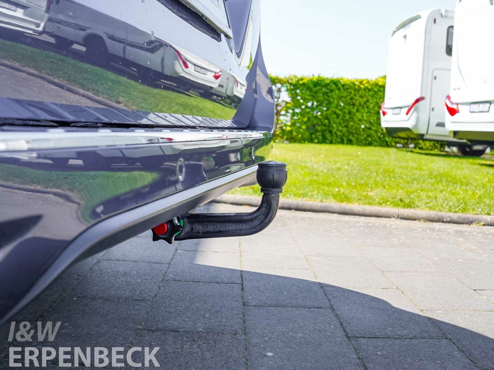 Fahrzeugabbildung Mercedes-Benz V 300 d AVANTGARDE L AMG AHK Distronic Airmatic