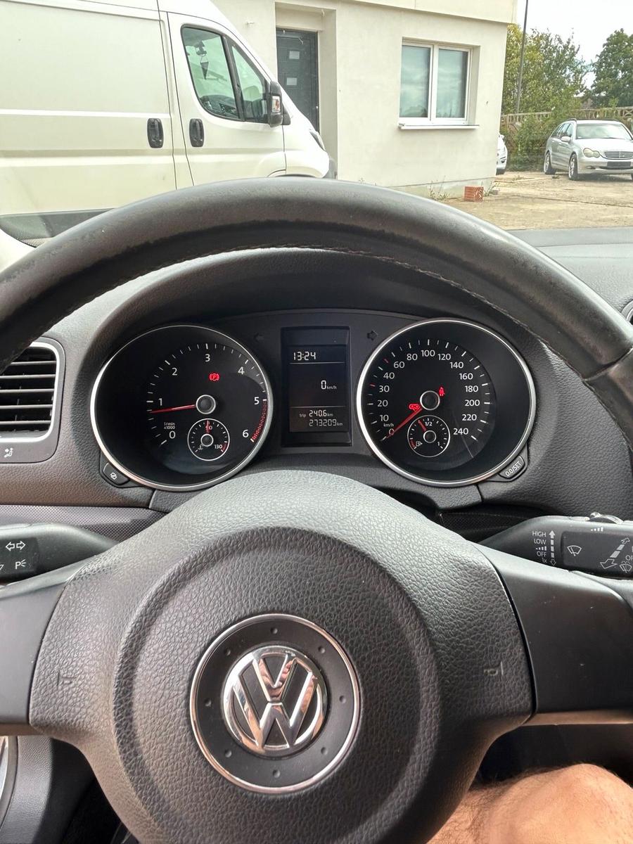 Volkswagen Golf 2012 — photo 9