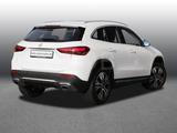 Mercedes-Benz GLA 220 4Matic Progressive NAVI SHZ PDC ACC PANO - Mercedes-Benz GLA 220: Automatik
