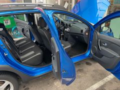 Fahrzeugabbildung Dacia Sandero II Stepway 0,9 TCe eco Celebration