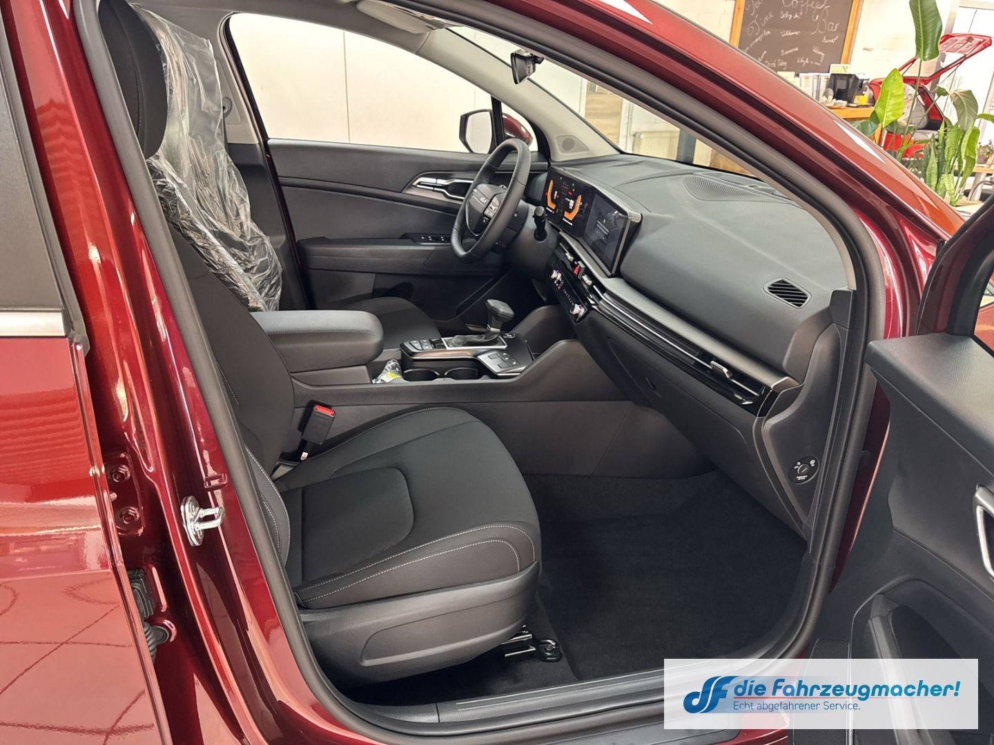 Fahrzeugabbildung Kia Sportage 1.6 T-GDI AWD 7DCT 2-Zonen-Klimaautomat