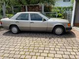 Mercedes-Benz 260 E W124 - Mercedes 260 mit Schiebedach