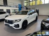Volkswagen Touareg R-Line 4M ACC/LUFT/PANO/MATRIX/KAM/AHK - Volkswagen Touareg mit Diesel-Antrieb