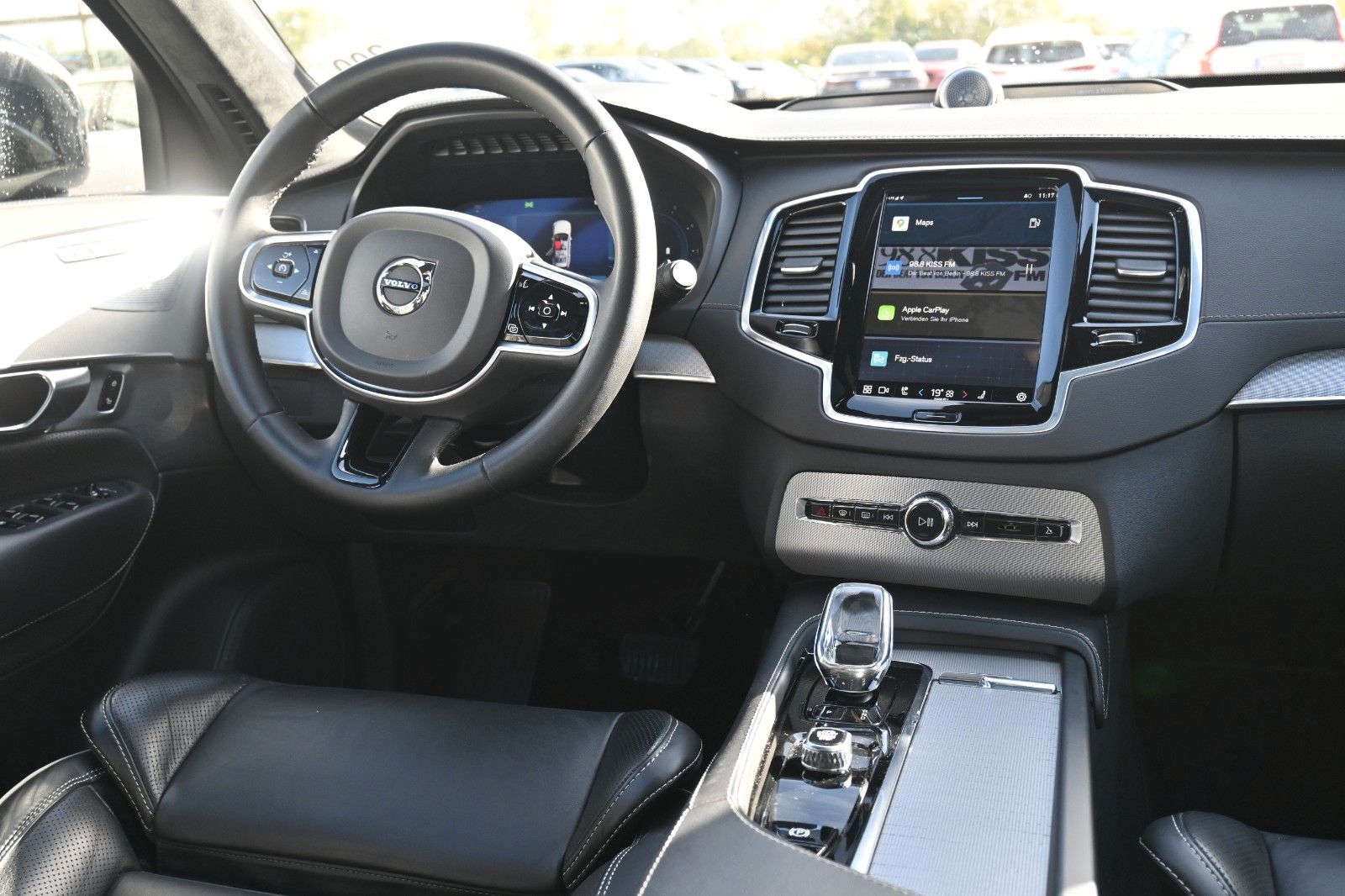 Fahrzeugabbildung Volvo XC90 Ultimate Dark AWD*HUD*360°*LUFT*STDHZG*AHK*