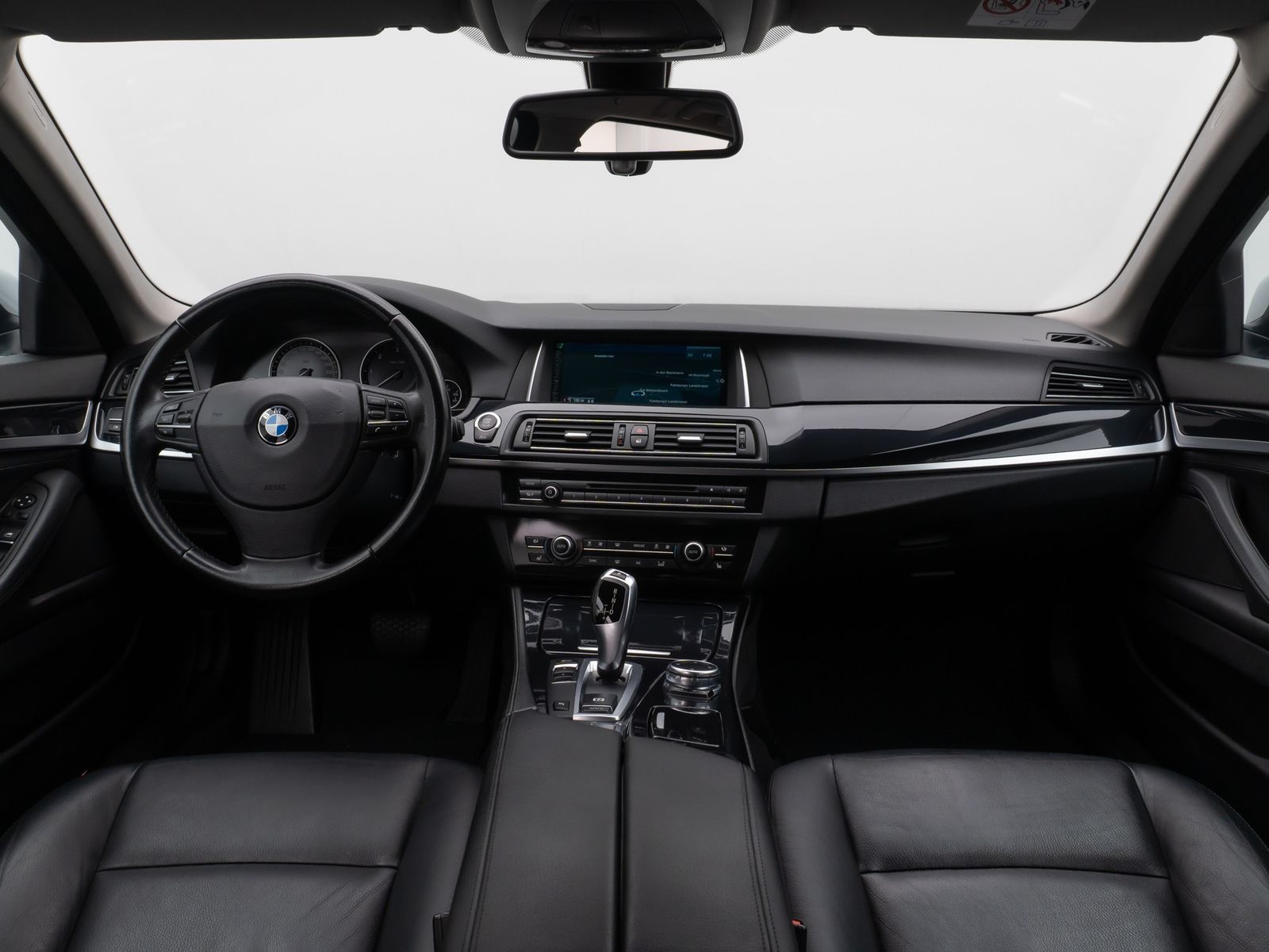 Fahrzeugabbildung BMW 525d NaviPro Fernlichtassist PDC Leder AdapLicht