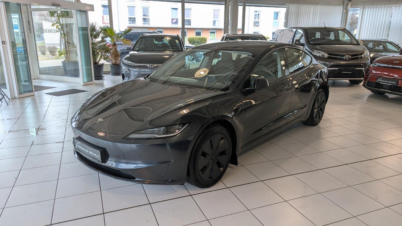 Tesla Model 3 Long Range Dual AWD Highland *LED*