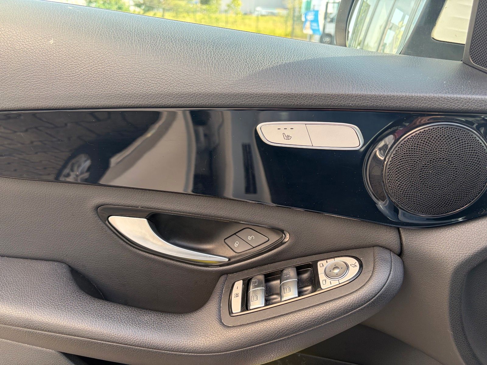 Fahrzeugabbildung Mercedes-Benz C 220 T CDI