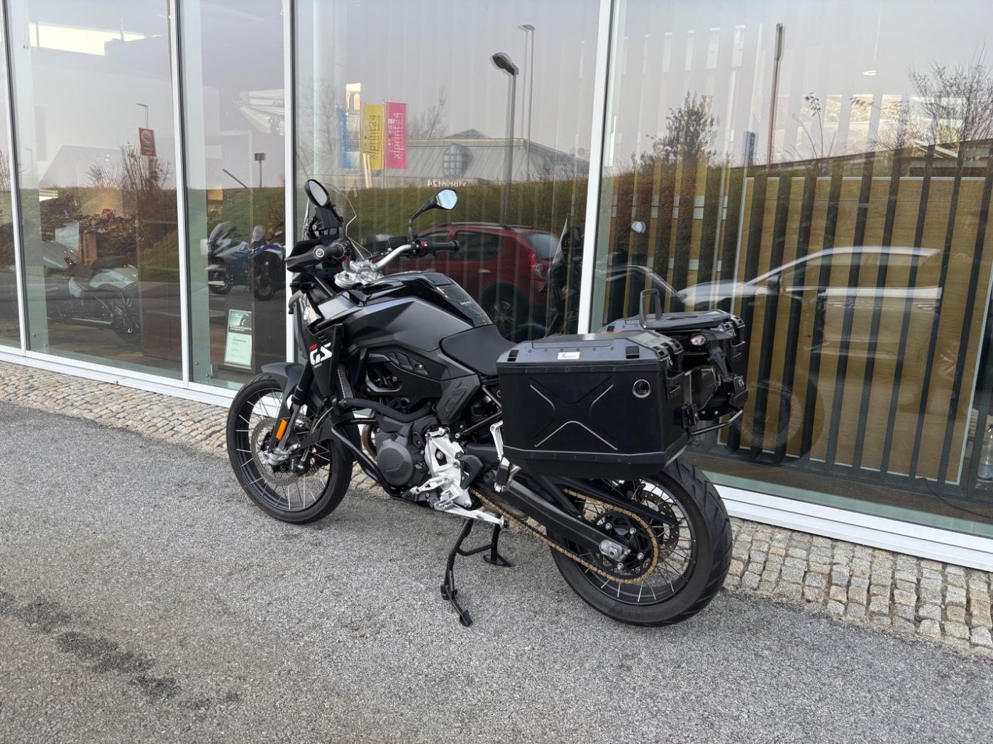 Fahrzeugabbildung BMW F 900 GS mit Kofferset