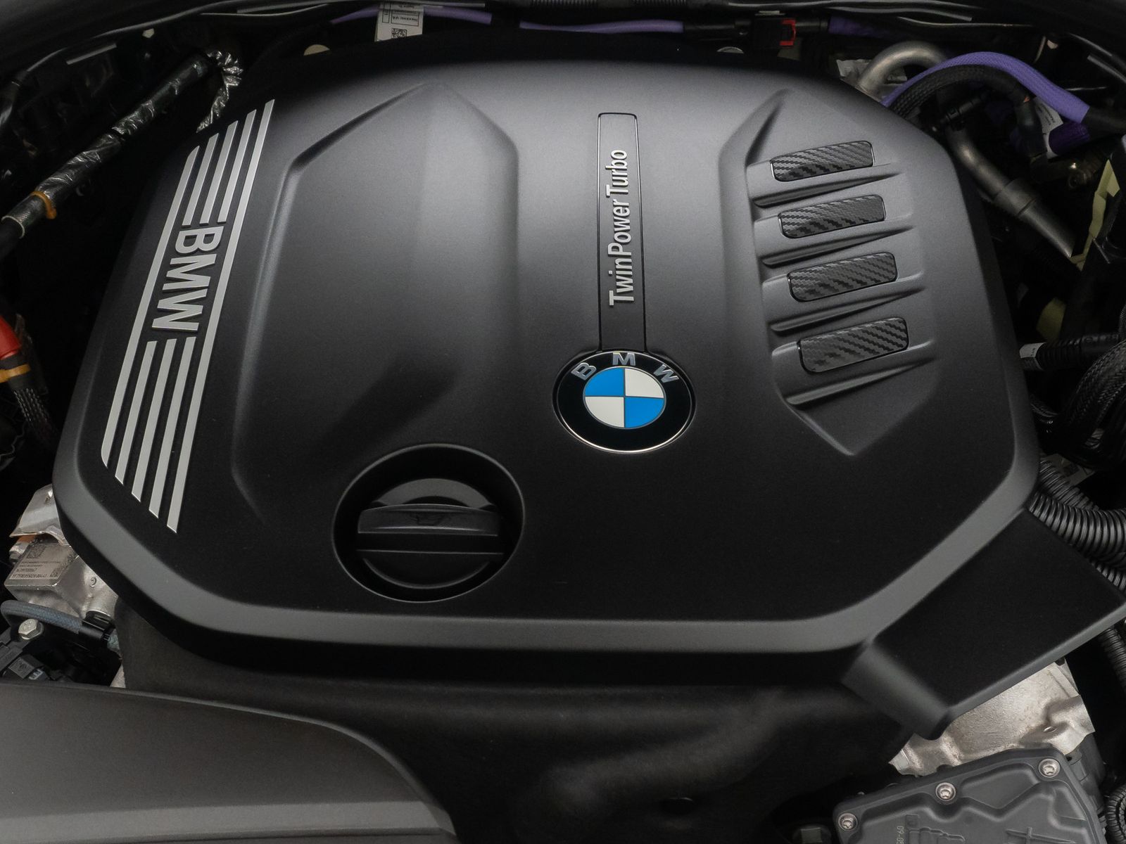 Fahrzeugabbildung BMW 318d DAB CockPitPro Fernlichtassist PDC Sport