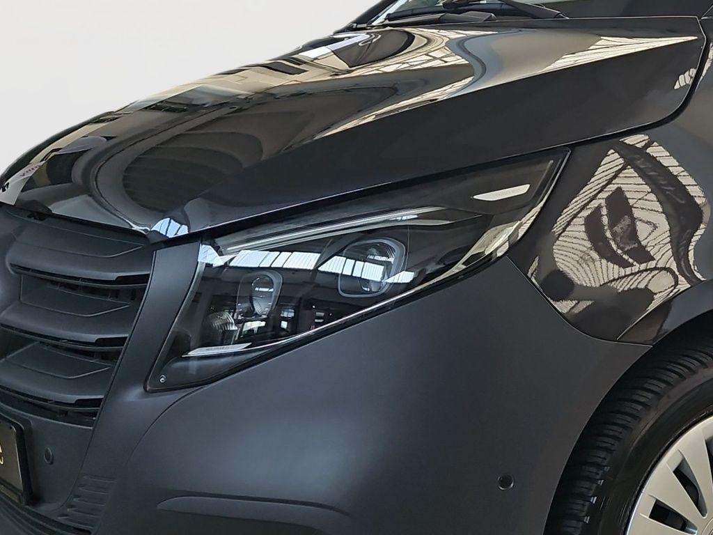 Fahrzeugabbildung Mercedes-Benz Vito 114 Kasten lang LED Flügeltüre 2,5t AHK