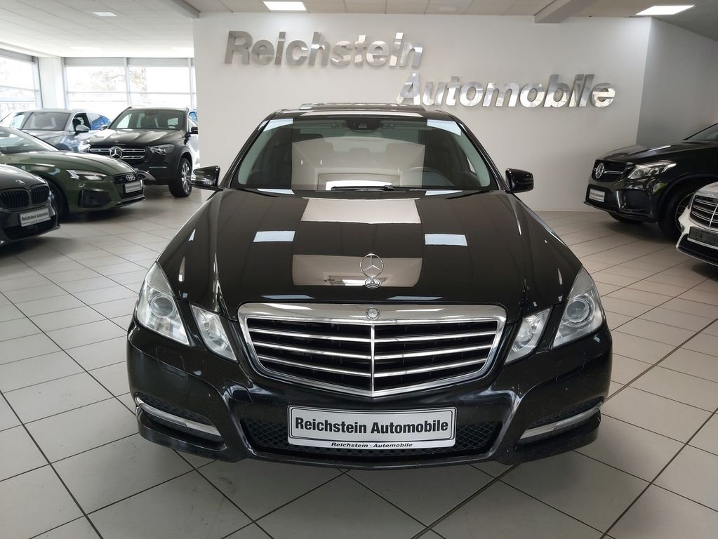 Mercedes-Benz E 300 CDI AVANTGARD LEDER TOTW KAMERA COMAND AHK