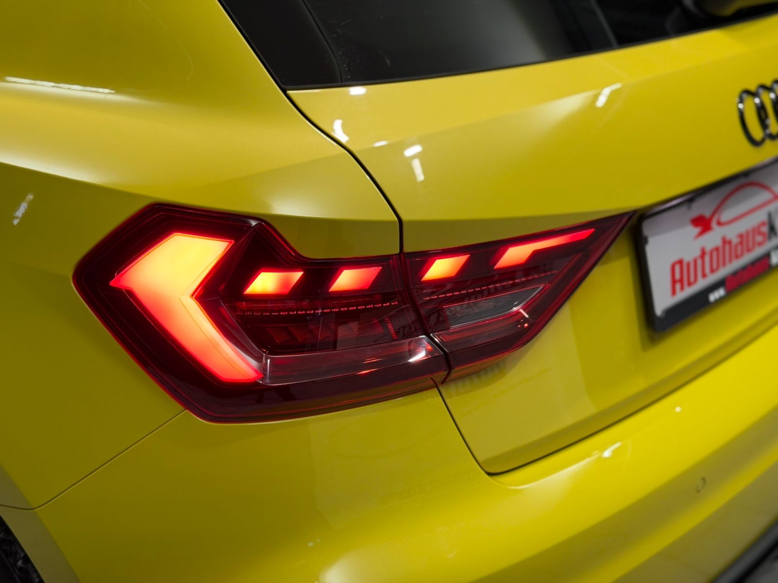 Fahrzeugabbildung Audi A1 Sportback 40 TFSI edition one|3xS-LINE|DSG|