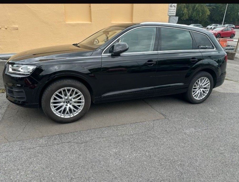 Image of Audi Q7