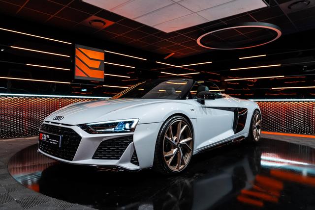 Audi R8 Spyder Quattro Performance*Carbon*B&O