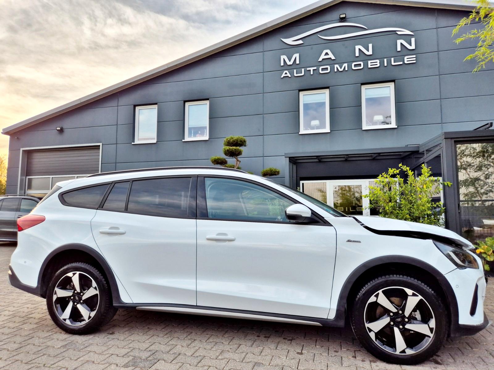 Ford FOCUS*ACTIVE X*AUTOMATIK*NAVI*KAMERA*LED*HYBRID*