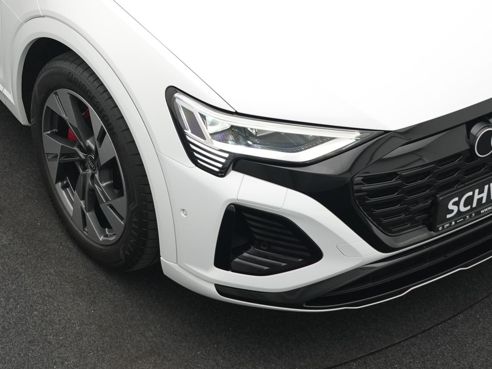 Audi Q8 e-tron - Bild 18