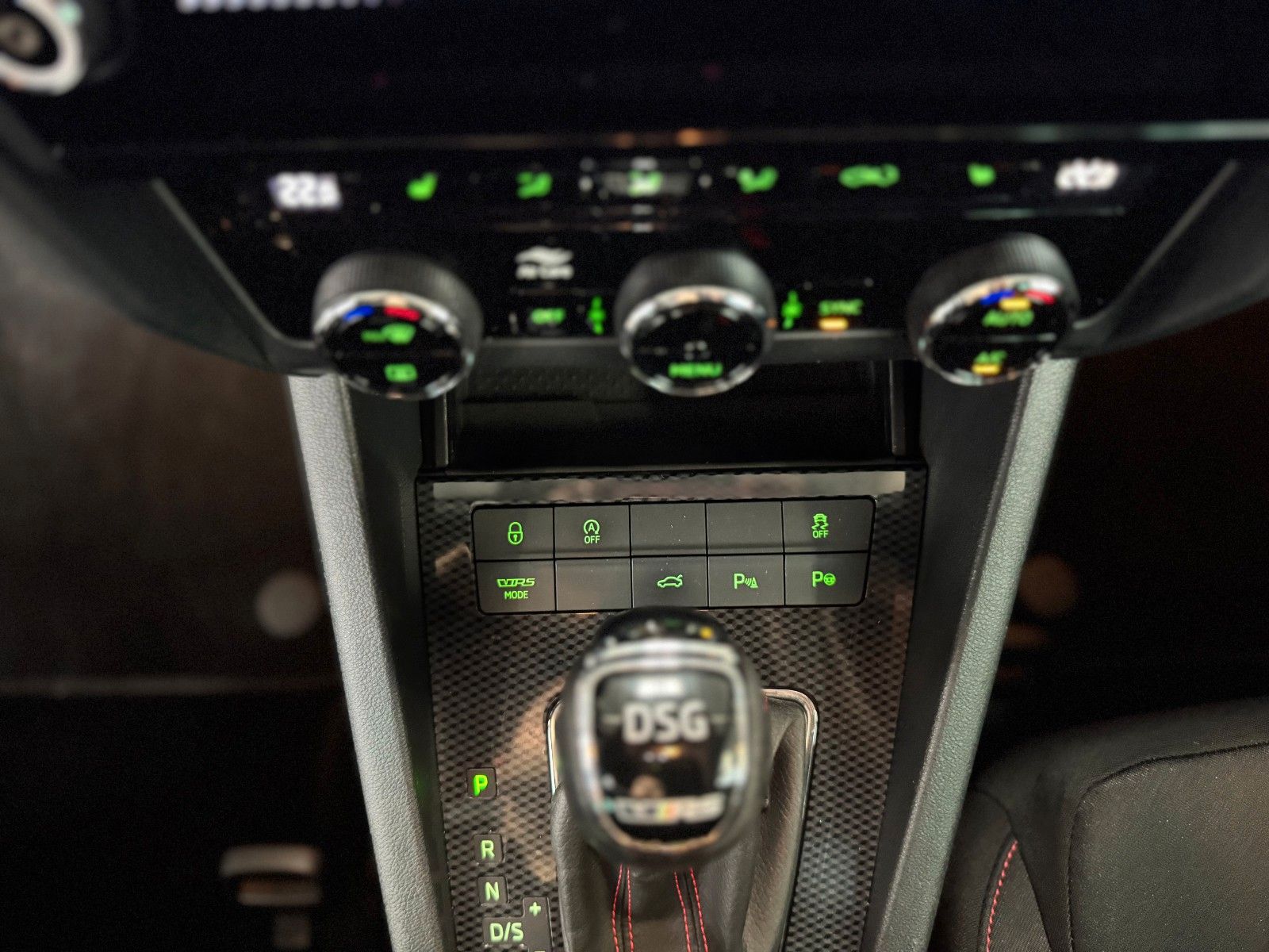 Fahrzeugabbildung SKODA Octavia Combi 2.0 TDI RS 4x4   "ACC Park-Paket"