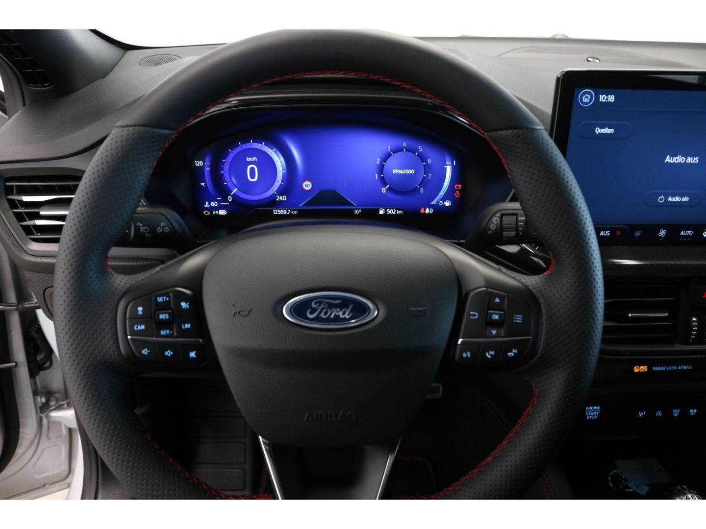 Fahrzeugabbildung Ford Focus ST-Line X VerkehrszeichenERK LED Tempomat