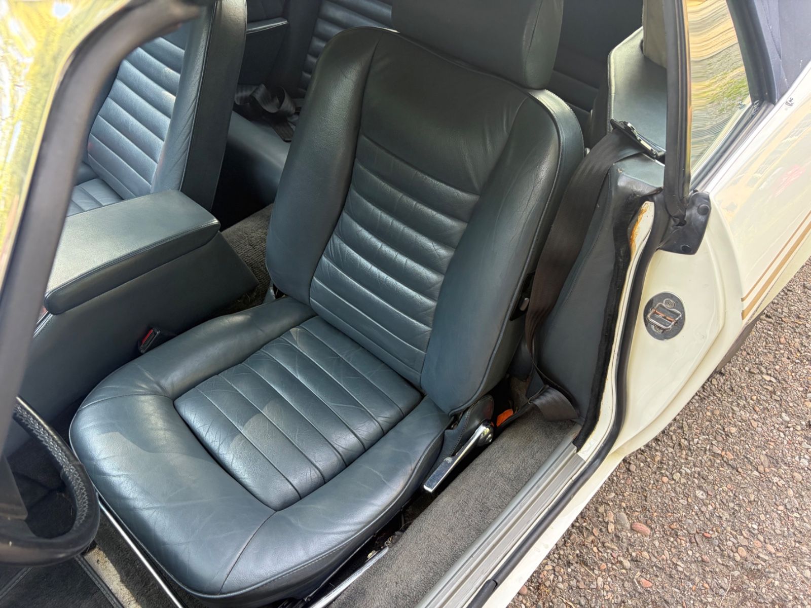 JAGUAR XJSC 23