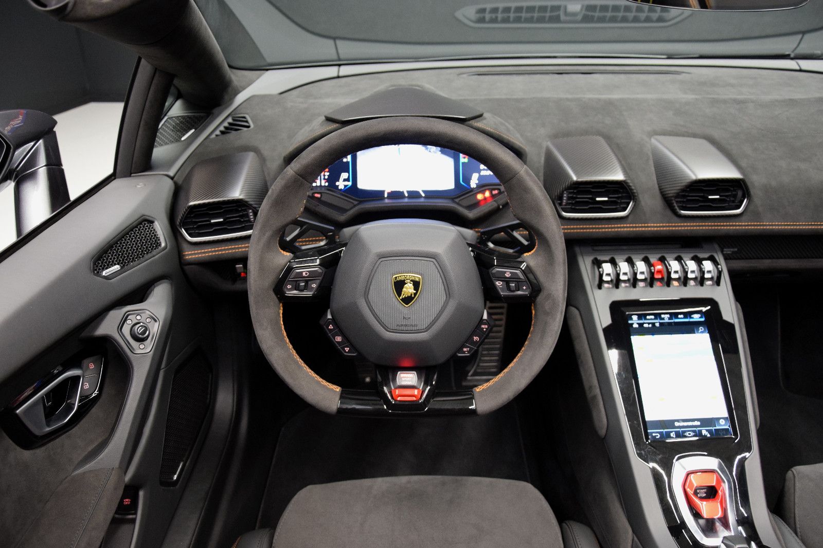Fahrzeugabbildung Lamborghini Huracán EVO Spyder Carbon Lift Approved +Service