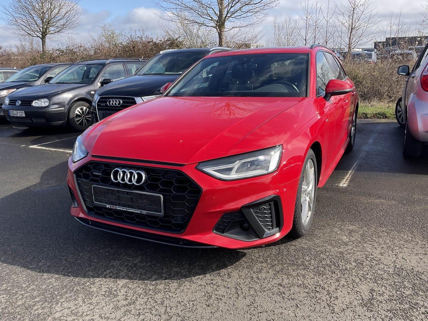 Audi A4 Avant 45 TDI S-LINE Leder PANO AHK Memory ACC