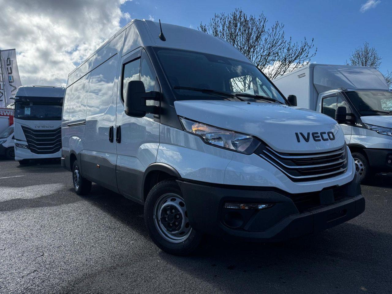 Iveco Daily Kastenwagen 35S16H3.0A8 V Y Trennwand