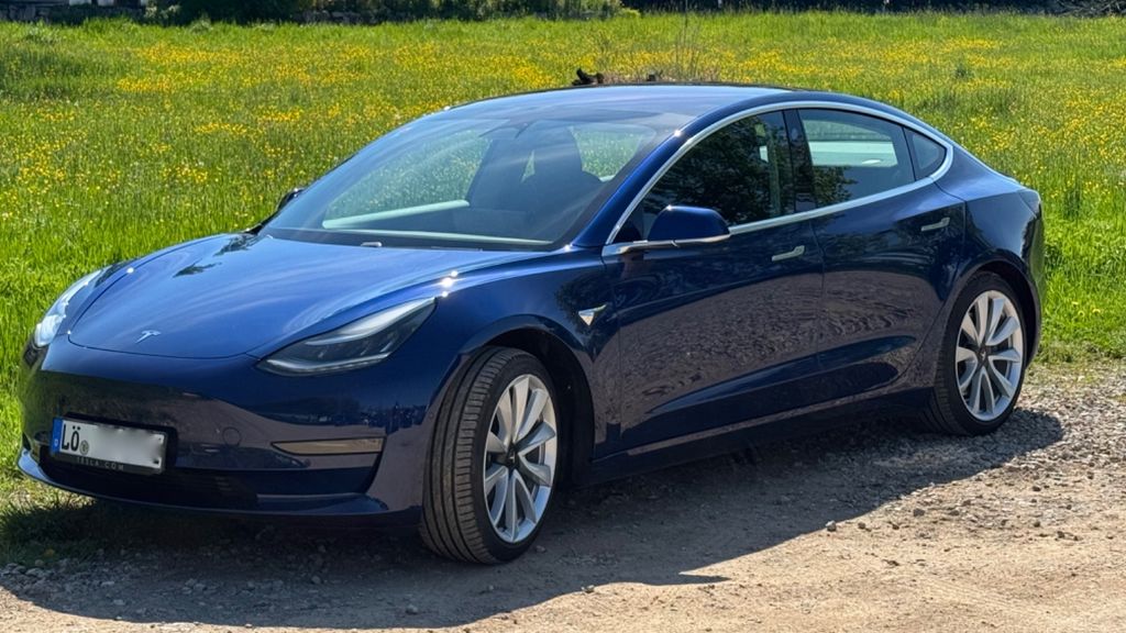 Image of Tesla Model 3