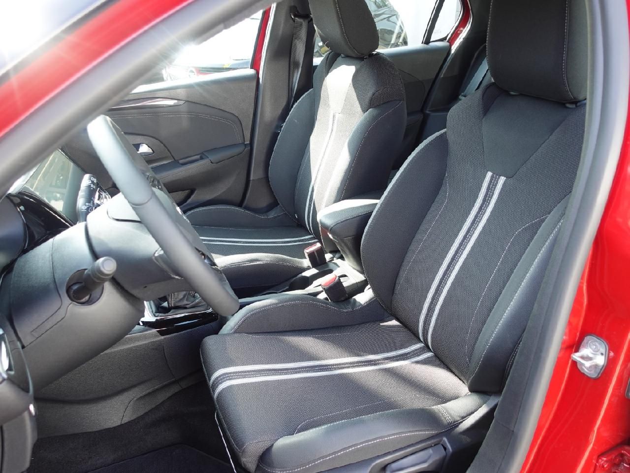 Fahrzeugabbildung Opel Corsa F 1,2 GS Line