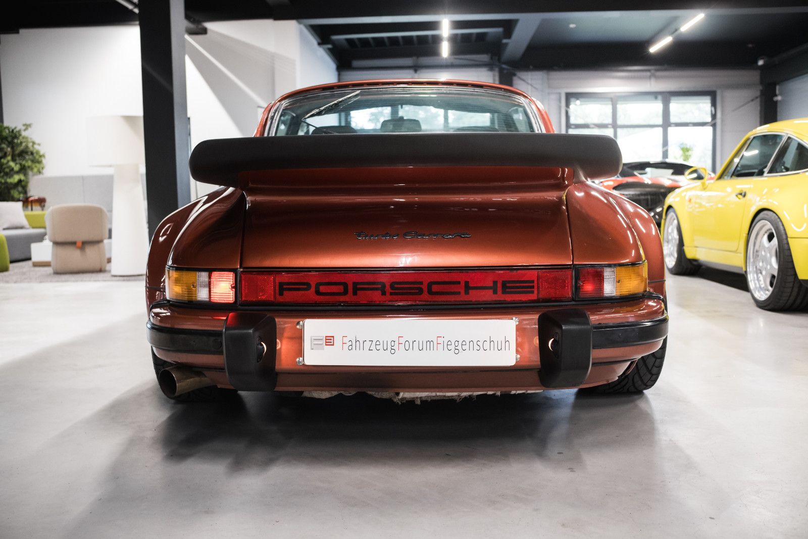 Fahrzeugabbildung Porsche 911/930 Turbo 3.0-guter Zustand-seltene Farbe