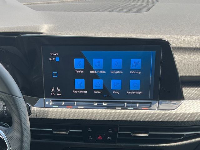 Golf VIII Variant 2.0 TSI DSG R-LINE LED+KAMERA+