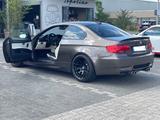 BMW M3 Coupé E92 Individual seltene Farbkombination - BMW M3 mit Benzin-Antrieb: Coupé
