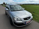 Kia Rio 1.4 EX*KLIMA*TÜV NEU*RÜCKFAHRKAMERA* - Kia Rio aus 2005