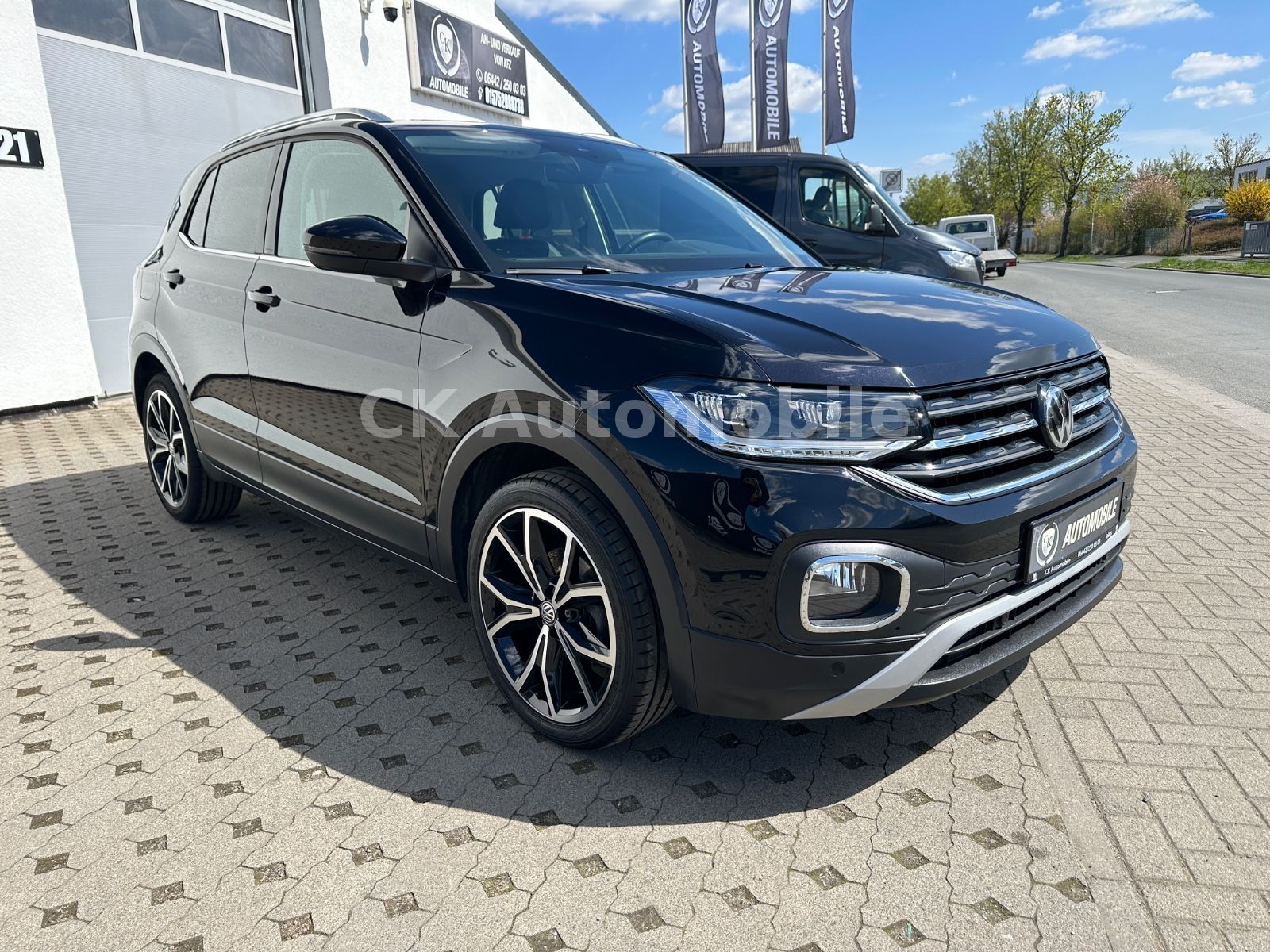 Fahrzeugabbildung Volkswagen T-Cross 1.0 TSI Style Highline DSG/LED/ACC/PDC