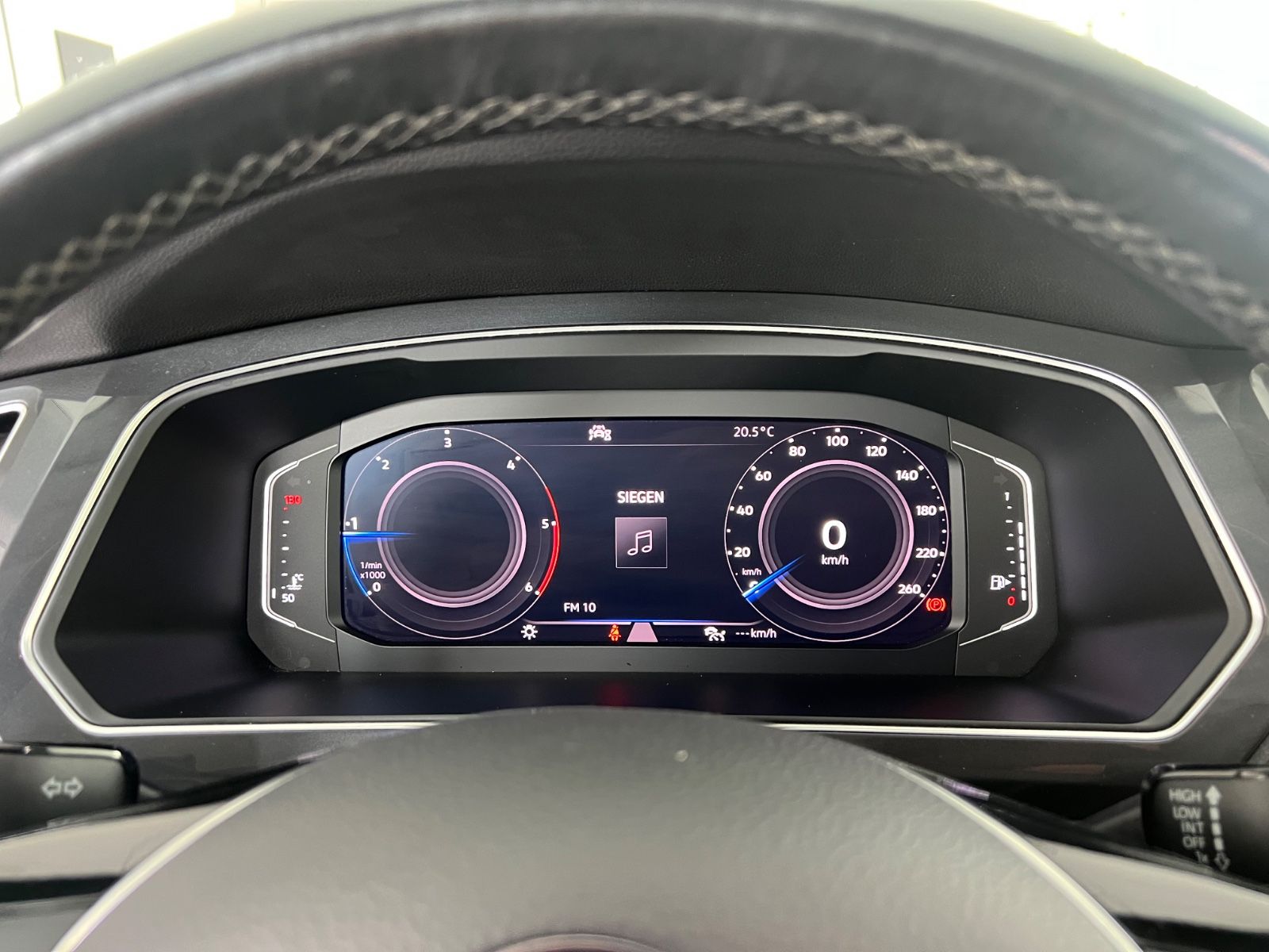 Fahrzeugabbildung Volkswagen Tiguan Comfortline 2.0TDI *DIGITALTACHO*LED*360°
