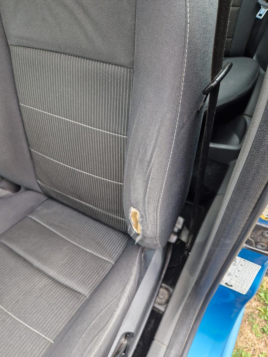 Ford Focus 2009 — photo 9