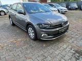 Volkswagen Polo 1.6 TDI 95 CV 5p. Highline BlueM - Volkswagen Polo mit Diesel-Antrieb: 1.9