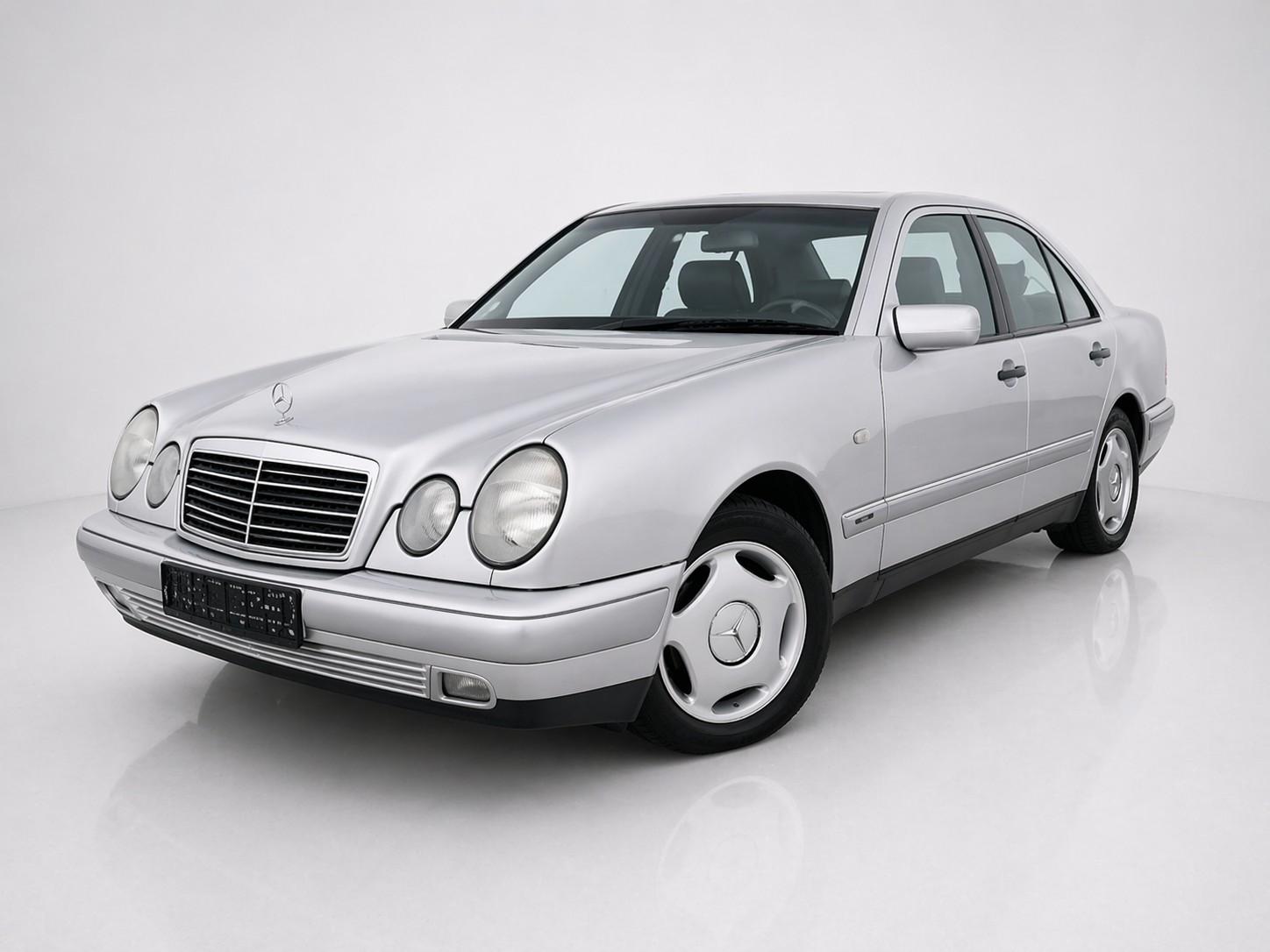 Mercedes-Benz E 200 Classic 2.0 Benzin