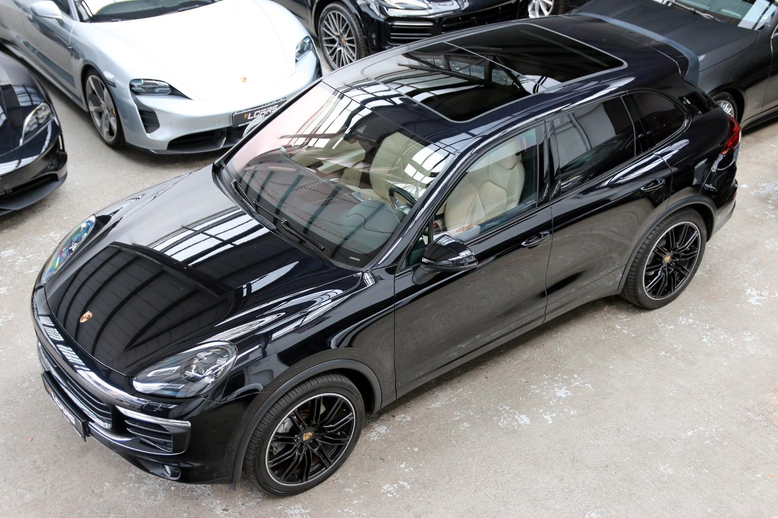 Porsche Cayenne S Diesel LED 14Wege Bicolor Pano ACC 21"