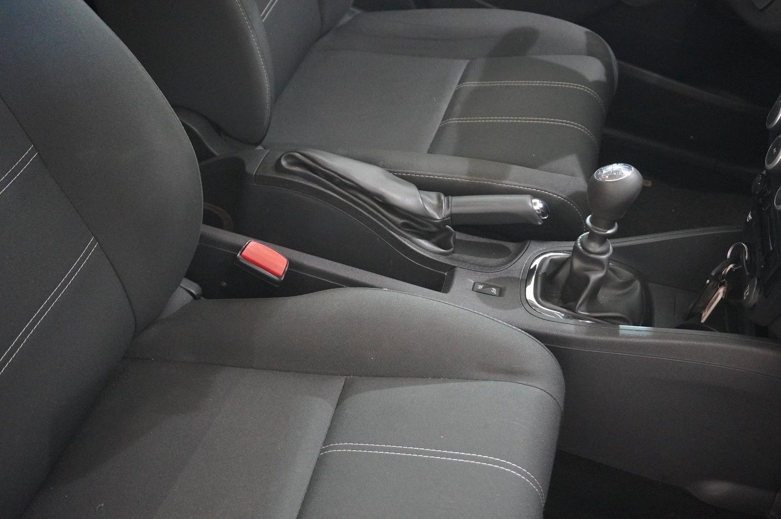 Fahrzeugabbildung Renault Megane Grandtour 1.6 AUTHEN. KLIMA/PDC/NEBEL/AHK