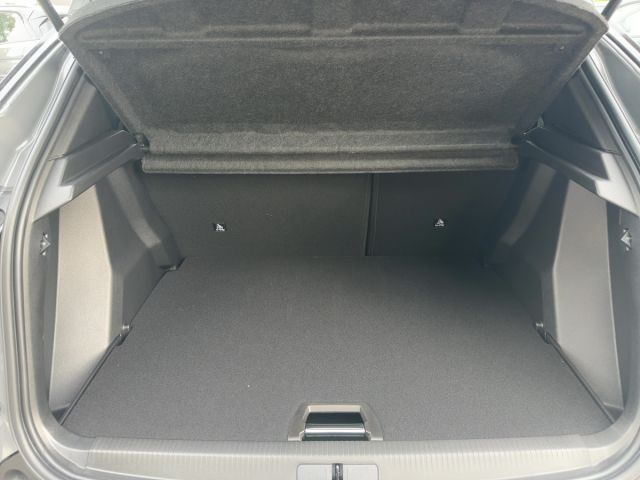 Foto Nummer 11: PEUGEOT 2008