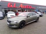 Skoda Superb Style/BI-XENON/NAVI/SH/PDC/TEMPO/KLIMAAUT - Skoda: Grün
