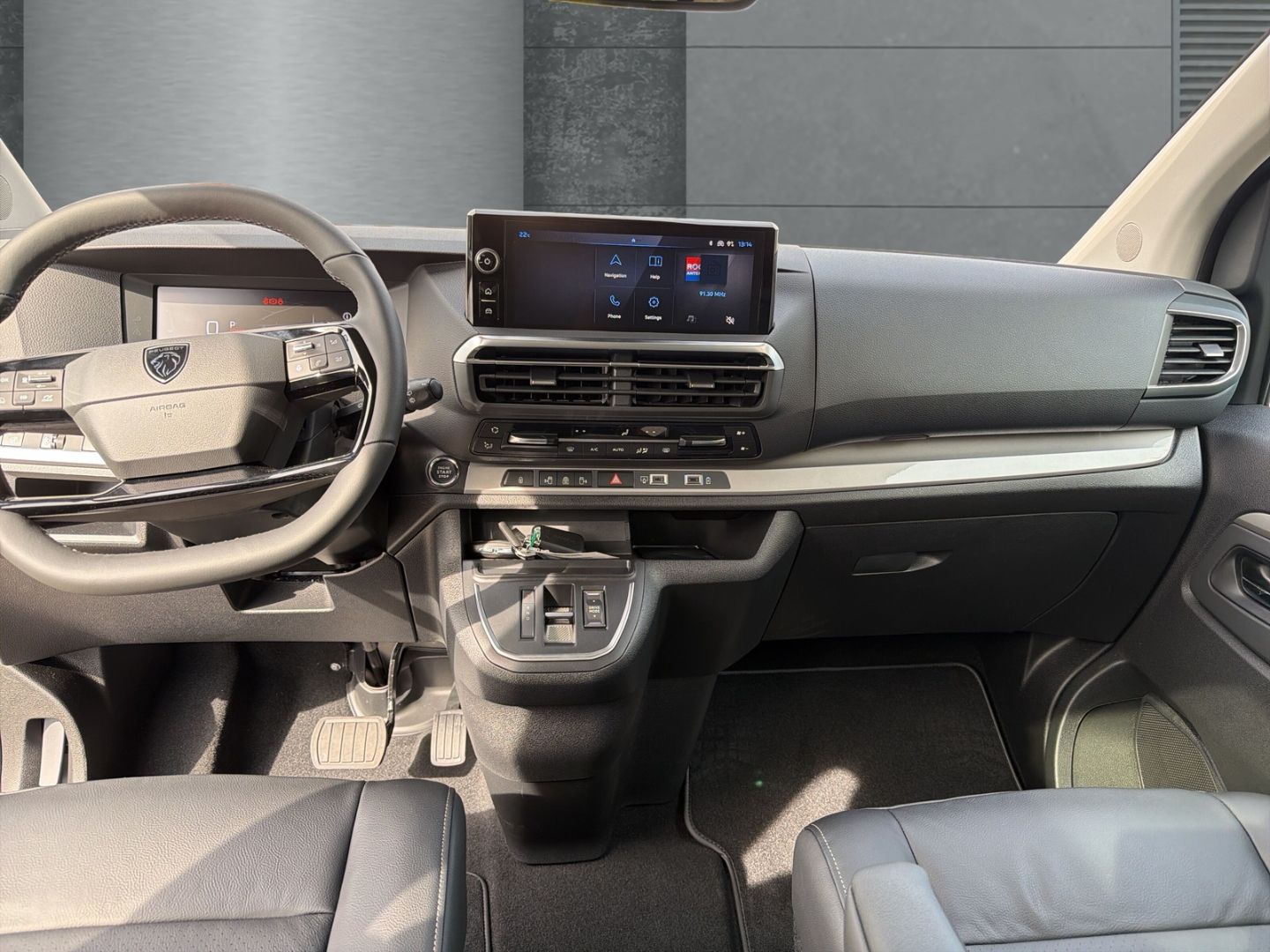 Peugeot Traveller - Bild 10