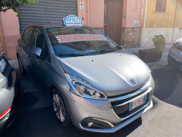 Peugeot 208 PureTech 82 5 porte Allure