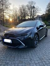Toyota Corolla 2,0 Hybrid Lounge Touring Sports Lounge - Toyota Corolla von privat