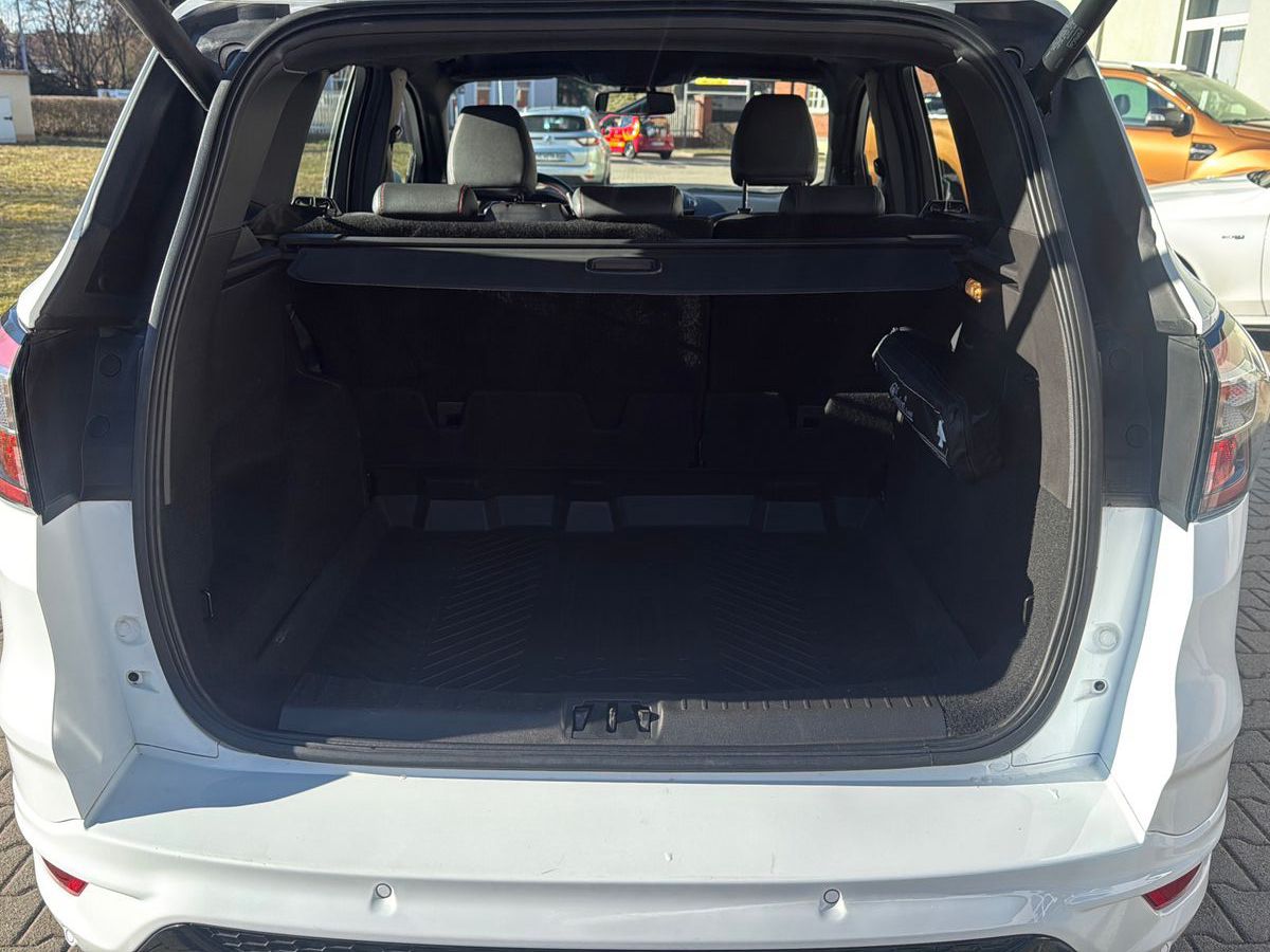 Fahrzeugabbildung Ford Kuga ST-Line/ AHK/ 1. Hand/